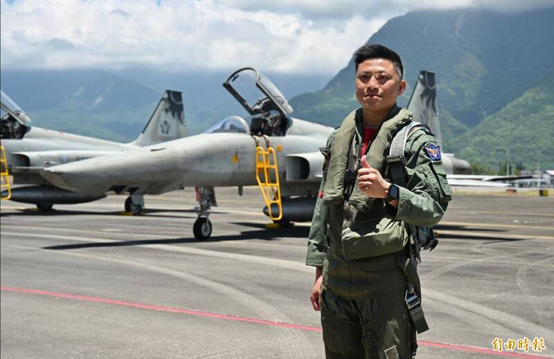 空軍五聯隊上校政戰主任許俊榮。（記者羅沛德攝）