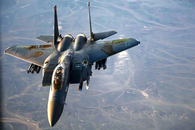 美軍F-15E戰機竟「生鏽了」？ 空軍連忙解釋：原因其實是這個啦