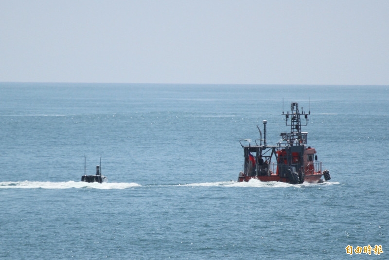 快奇無人艇聯手海鵠2號 首次合體出擊震懾太平洋 - 自由軍武頻道