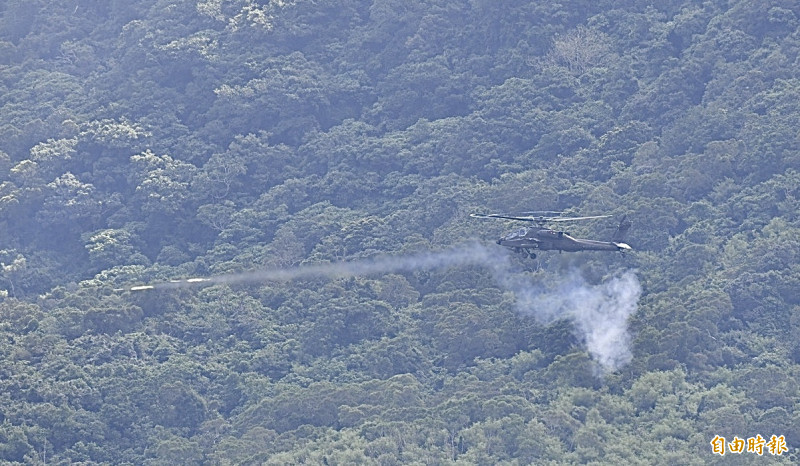 航特部在屏東仁壽山進行演訓。（記者蔡宗憲攝）
