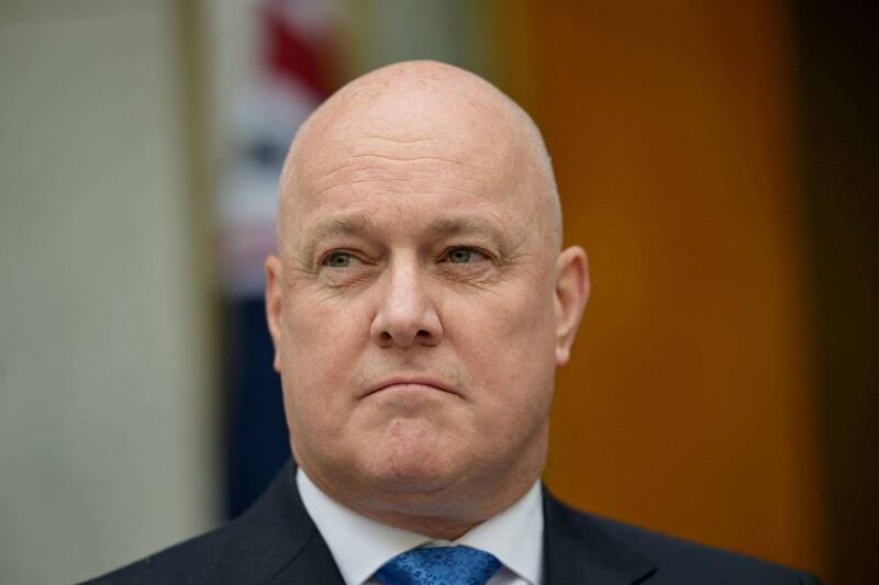 紐西蘭新增27億紐西蘭元軍費開支，支出包括向美國購買直升機以替換老舊飛機。圖為紐西蘭總理盧克森。（路透）