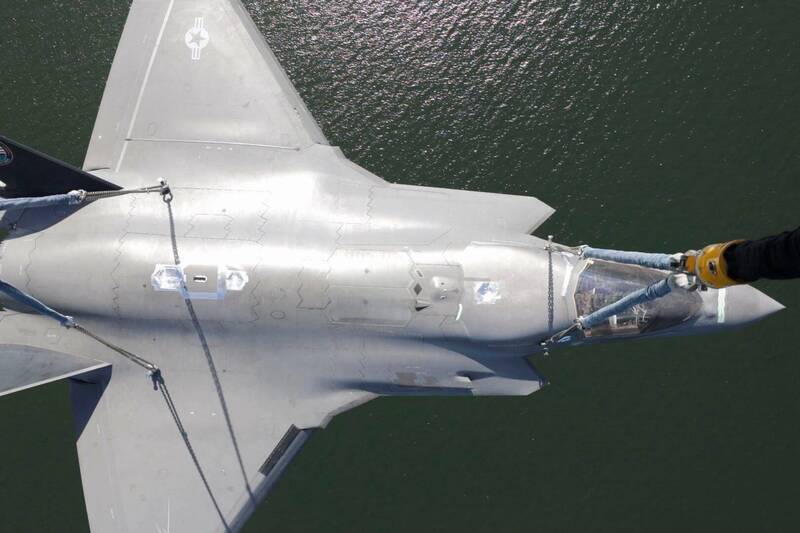 從馬裡蘭州飛到博福特海軍航空站，全程約向南飛行了552英里（888公里）；這次最後的運輸將結束這架F-35B的職業生涯。（圖片擷取自美國海軍陸戰隊第2航空聯隊臉書）