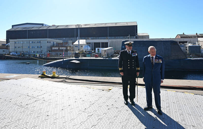 最新一艘機敏級核動力攻擊潛艦「阿卡曼儂號」，在英國國王查爾斯三世的見證下成軍服役。（圖取自X@defensehere_ar）