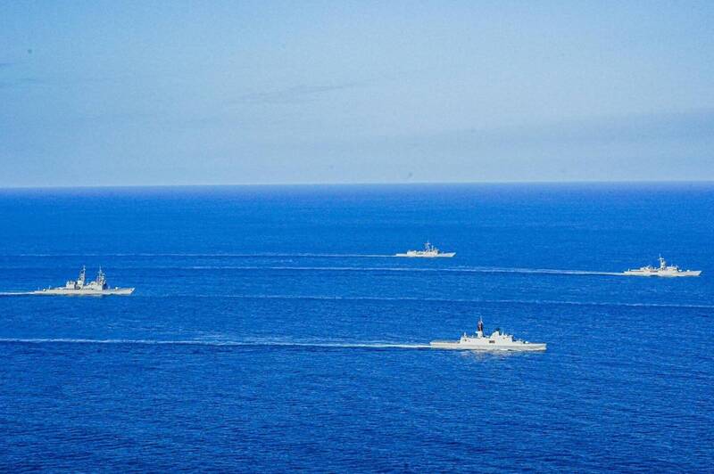 海軍海強操演將於明天起登場，圖為海軍以往辦理這場操演的情形。（資料照，取自海軍司令部臉書）