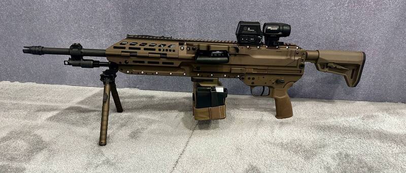 圖為M250輕機槍。（圖取自X@Southwood_）