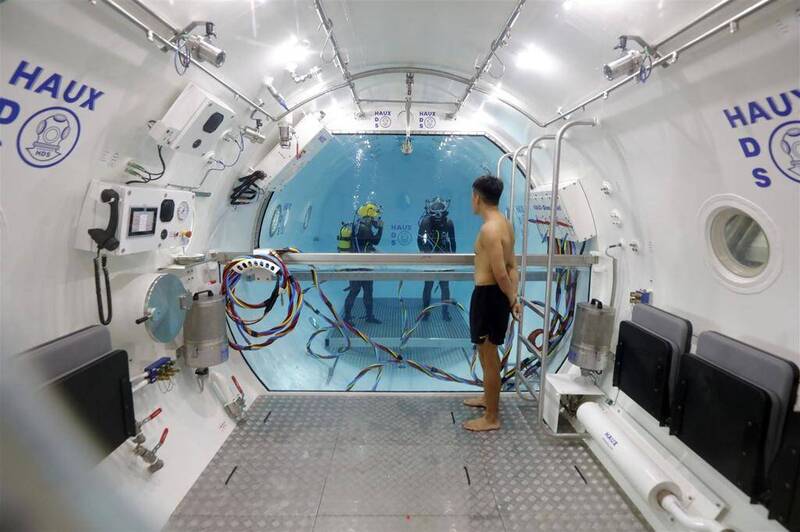 模擬飽和潛水訓練艙最高可執行16大氣壓（bar）潛水及長達1個月的飽和潛水訓練，讓訓練更貼近真實環境。（圖取自青年日報）