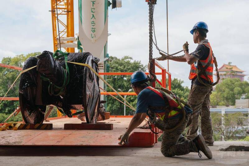 圖為日本造四一式75公厘山砲。（軍聞社）