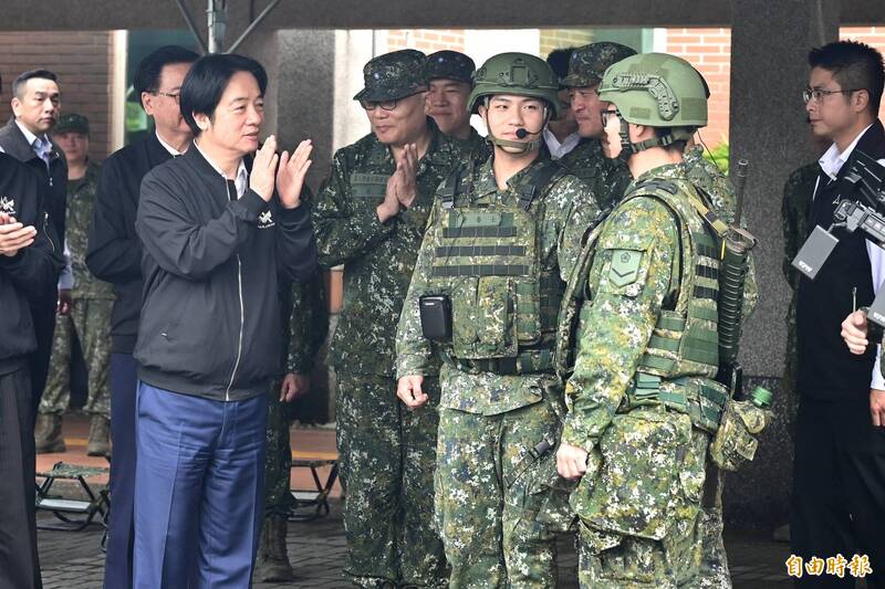國防部推動後備戰力提升計畫，總統賴清德2日赴宜蘭視導後備旅步三營教育召集訓練。（記者王藝菘攝）