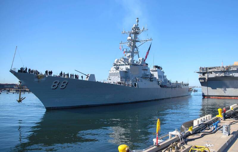 「普雷貝爾號」艦橋前方搭載HELIOS系統。（圖取自X@AirPowerNEW1）