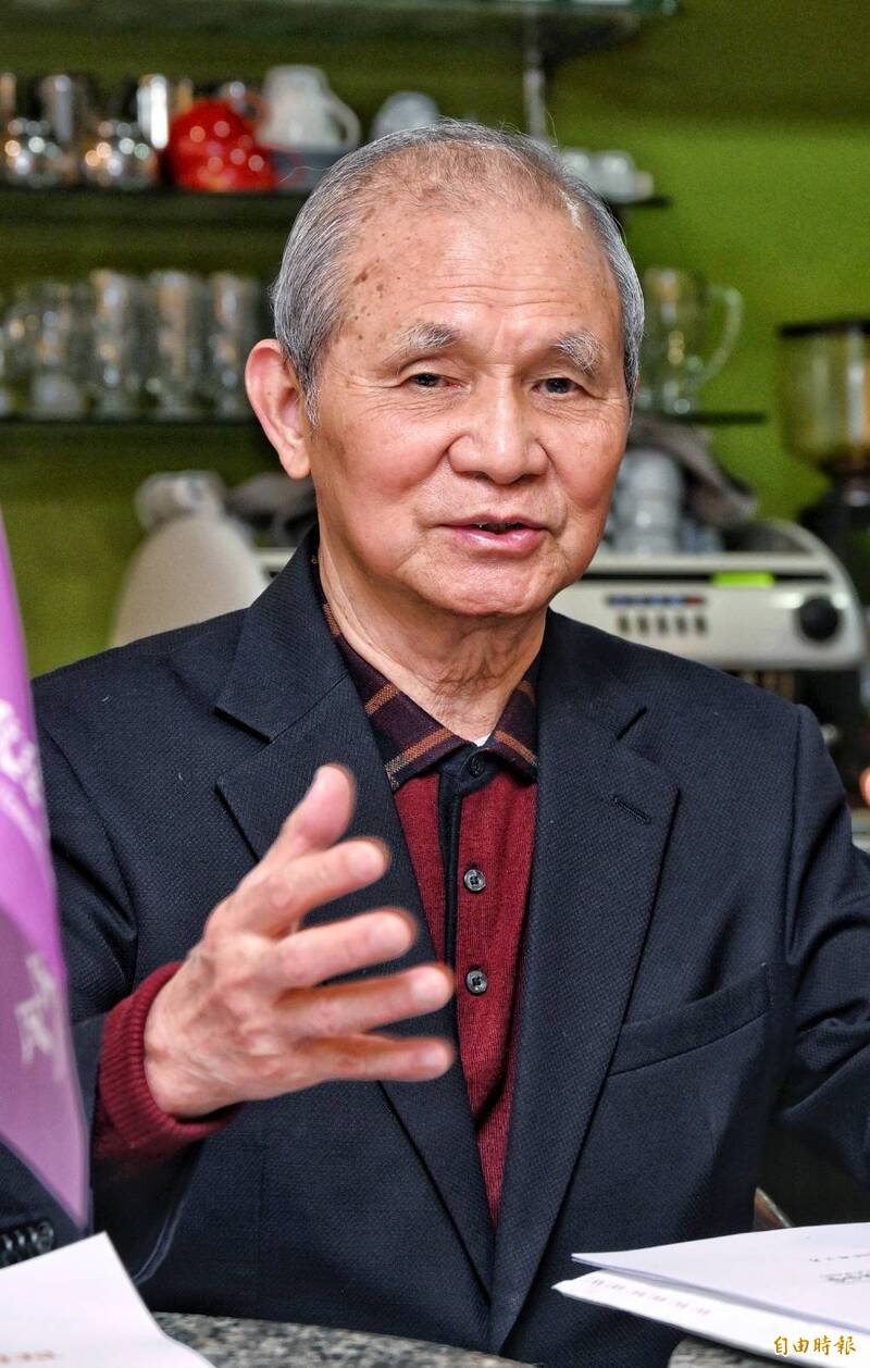 台北政經學院基金會董事長、前立委黃煌雄。（記者方賓照攝）