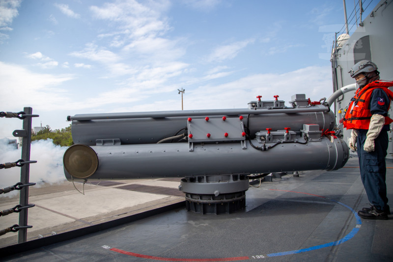 MK-32魚雷發射管，可裝載MK-46魚雷，除具備自動搜索敵方潛艦能力，並可有效打擊敵方潛艦。軍聞社提供）