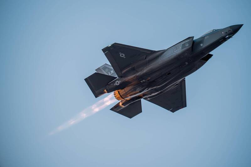 中央司令部公佈參與行動的F-35。（圖取自X@CENTCOM）