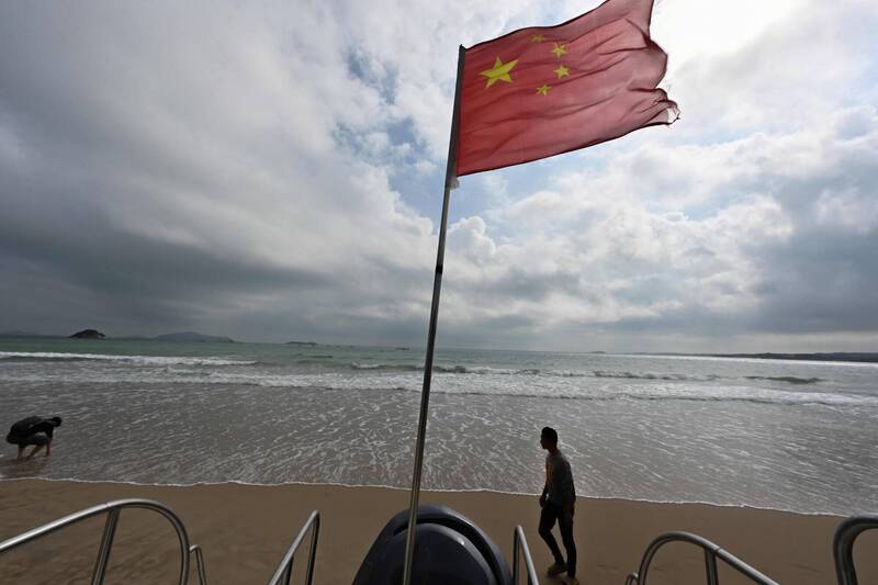 中國平潭與伊朗哈格島有著相似的洞庫基地設計。圖為平潭一隅。（法新社）