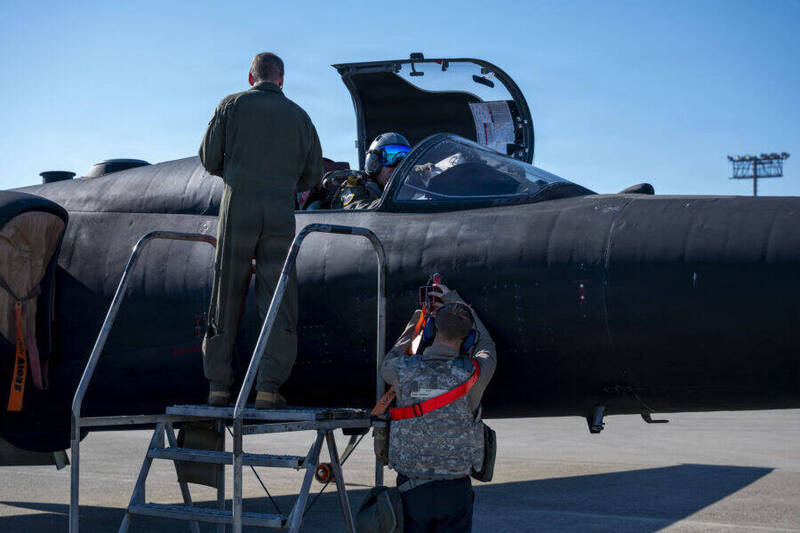 連美軍都缺飛官？最高1900萬元留人 戰力壓力浮現