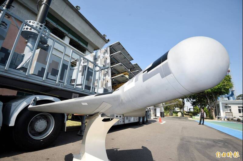 空軍「天龍操演」反制共軍封鎖  「劍翔」無人機率先出任務