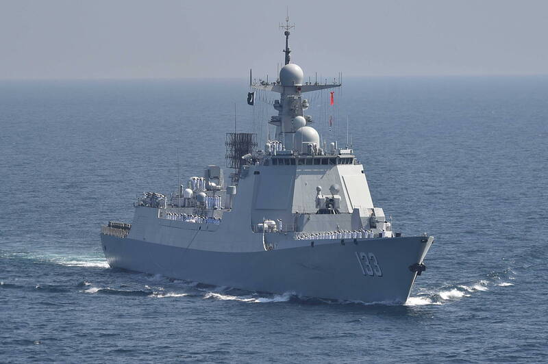 反制日艦過台海？中國驅逐艦編隊返航 行經與那國島水道