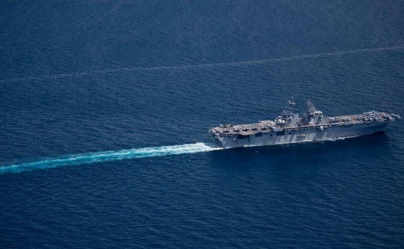 馳援中東的「拳師號」兩棲突擊艦在哪？ 美官方：通過菲國蘇祿海