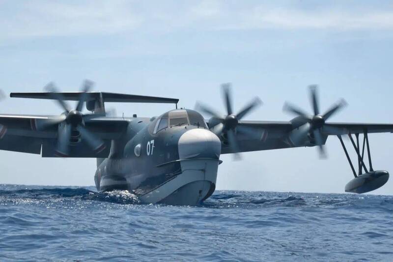 直降南海爭議水域！日本US-2聯手美艦演練 驗證這項「特殊戰力」