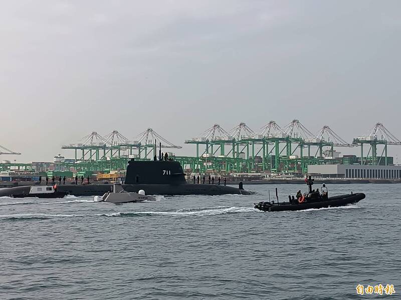 高雄港二港口直播一度關閉 傳潛艦海鯤號將深海潛航測試