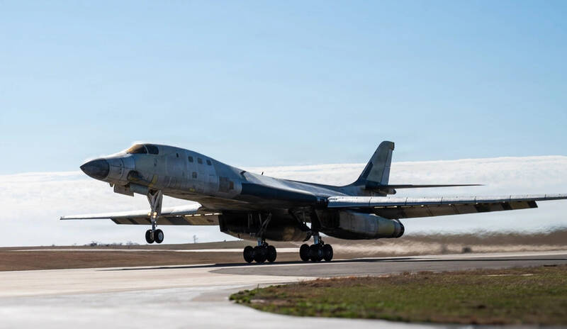 死而復生 美封存B-1B轟炸機整修2年重返戰備