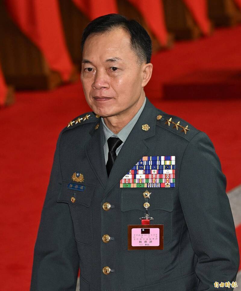 鍾樹明上將現任國防部軍備副部長，他與唐華上將在預校時期為同班同學，創下「同班同學、同時晉升丶雙軍種上將司令」的傳奇歷史紀錄。（資料照）