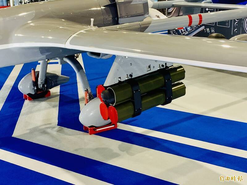 中科院「銳鳶二型」無人機掛載「勁蜂一型」無人機。（資料照）
