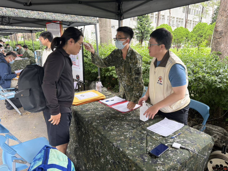 陸軍步兵137旅全旅動員 台南市後輔中心協助報到凝聚軍民動員能量