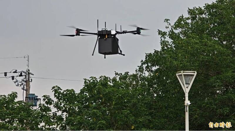 漢光43》首度軍民聯合演練 模擬潮州大橋因戰封閉 Y6無人機風雨中跨越東港溪
