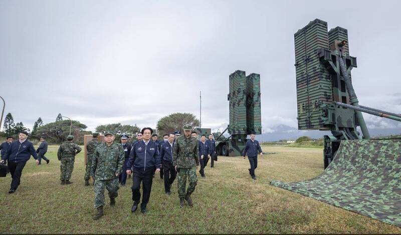 國防部:弓三、陸劍二飛彈全數完成量產 交由軍種使用納入戰備
