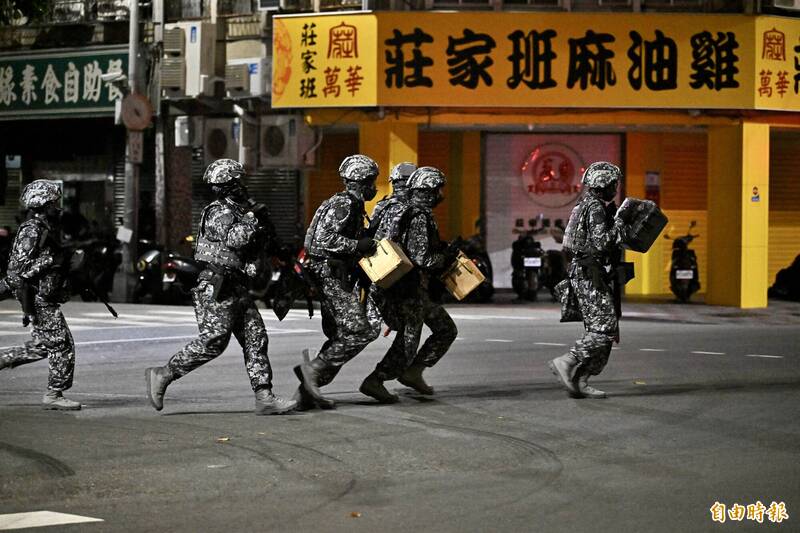 漢光42》雲豹、無人機出籠！憲兵首封光復大橋演習 爆炸聲四起超震撼
