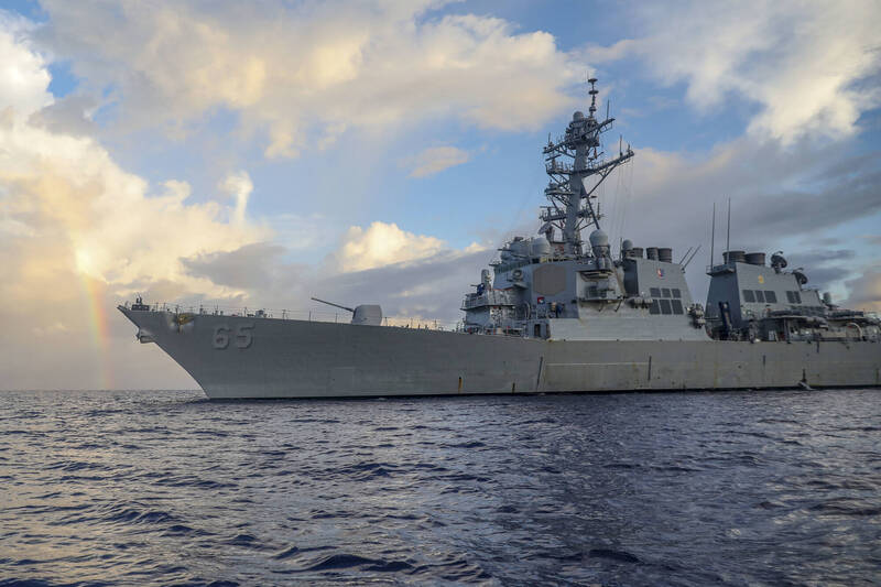 一度沒水沒電還不能上廁所 美軍「班福特號」神盾艦南海故障4天