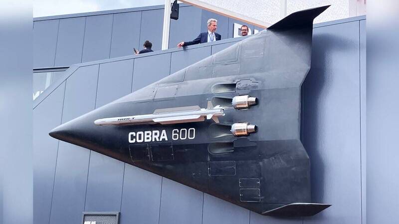 無人機竟掛空對空飛彈!德國Cobra 600要變身「空中攔截機」?
