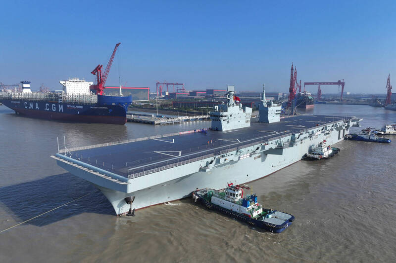 共軍強化聯合登島能力 揭仲示警:2030至2035年間完成犯台戰力整備