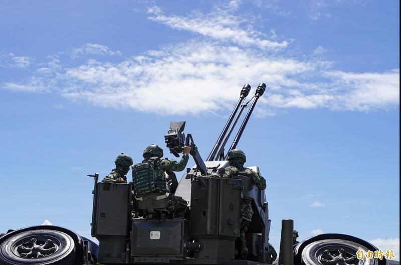 空軍與萊茵金屬簽16.4億彈藥約 35快砲確定續命不汰除