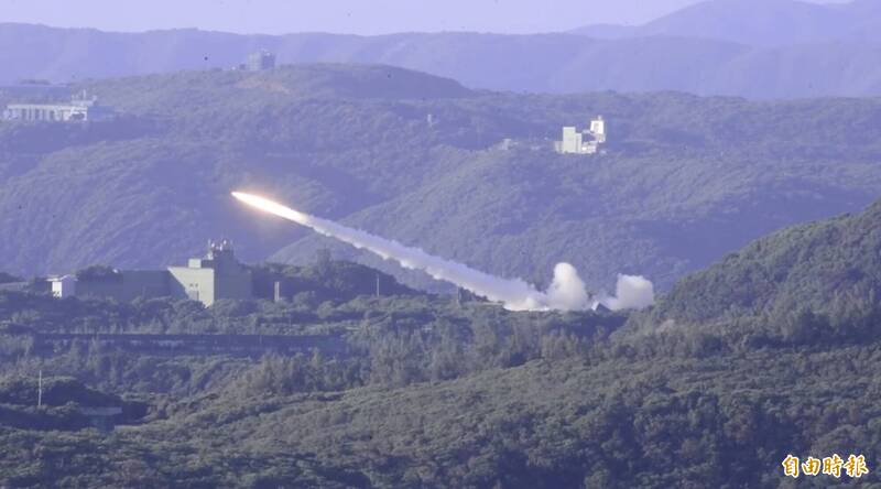 中共趁我精準彈藥射擊時軍演 揭仲曝共機連續70小時現蹤西南空域