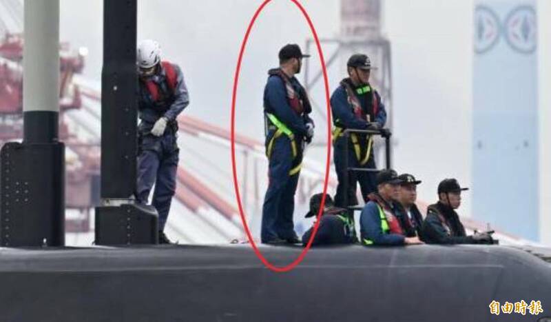 站在海鯤號上的帥將軍是他!林志豪曾留美、當過潛艦艦長經歷豐富