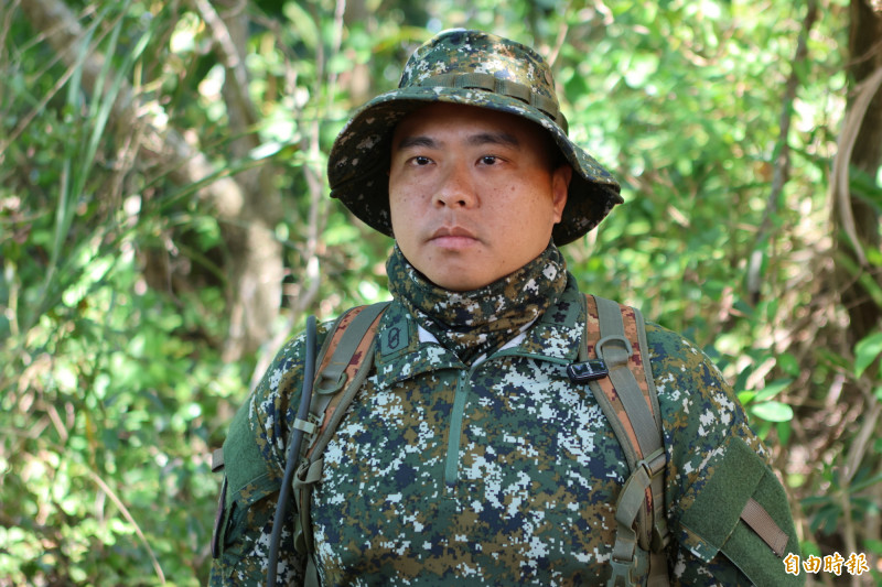 陸軍部隊訓練北區聯合測考中心測考二科組長洪子程中校受訪。（記者方瑋立攝）