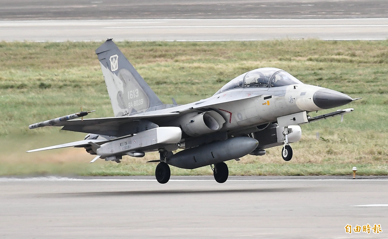 空軍增編5億元預算量產「萬劍彈」  傳為射程400公里的萬劍二型彈