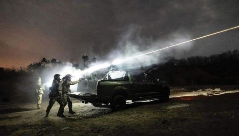 影片》猛！烏軍用白朗寧機槍擊落俄軍巡弋飛彈