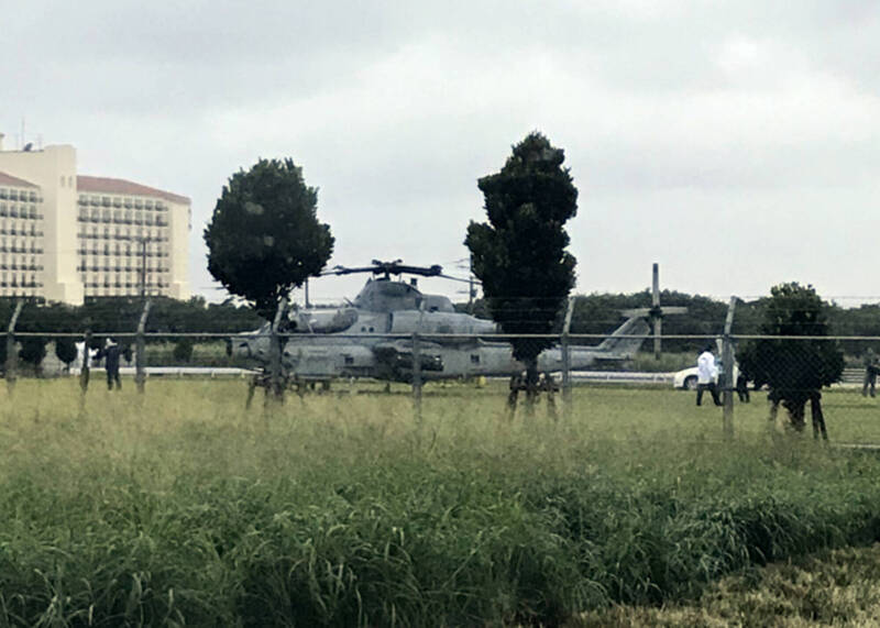 駐日美軍AH-1攻擊直升機引擎意外故障 緊急轉降人員均安