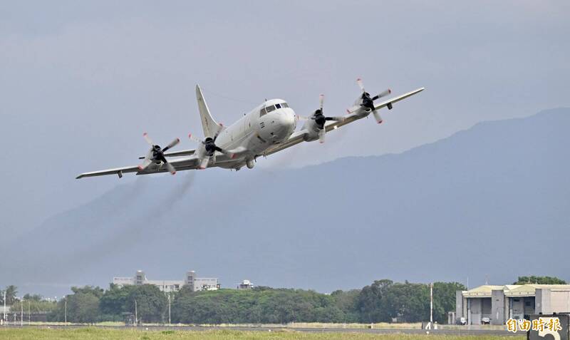 P-3C、S-70C（M）出動 海軍下月初高雄外海反潛操演