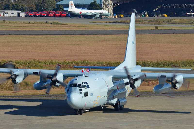 快撐不住了 日本海自考慮買C-17運輸機替換C-130R