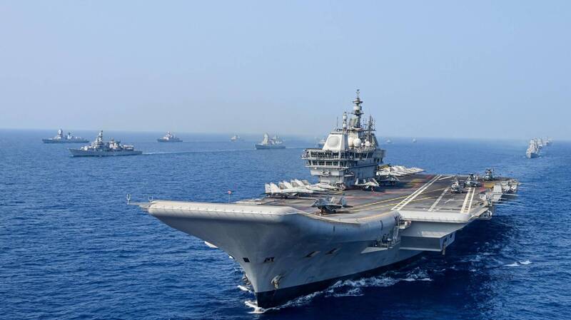 【影】可直搗巴基斯坦後院? 印海軍公布航艦、作戰艦軍演畫面嗆聲 【影】可直搗巴基斯坦後院? 印海軍公布航艦、作戰艦軍演畫面嗆聲