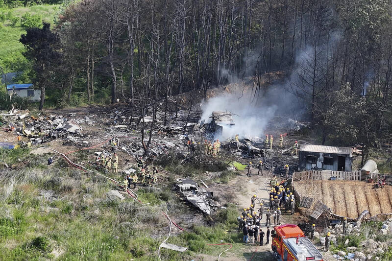 南韓P-3C反潛機墜毀 至少3人殉職、1人凶多吉少