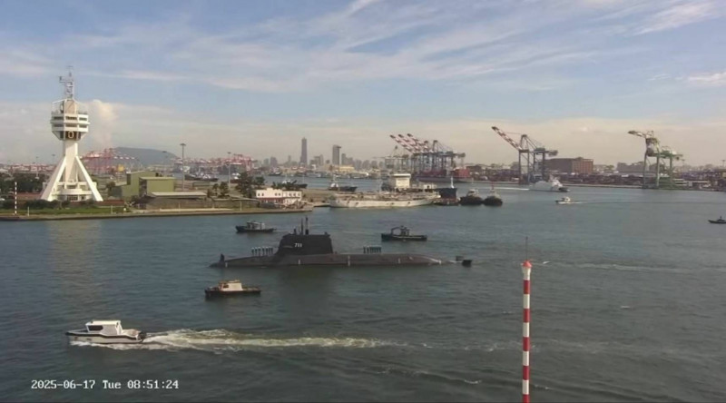 獨家》潛艦海鯤號海測涉國防機密？高雄港口監視器直播「被消失」