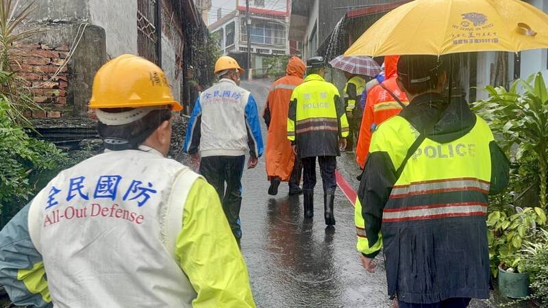 楊柳颱風直撲東、南台灣 後備輔導中心人員助民眾預防性撤離