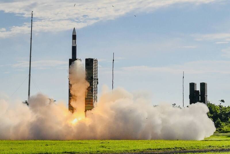 海空精準飛彈射擊操演完畢 空軍：將檢討成效