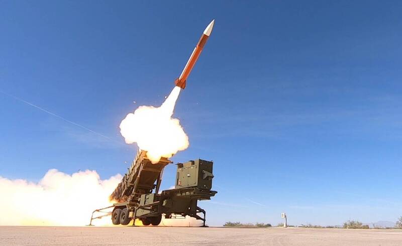 日本愛國者飛彈部隊去美國實彈射擊  還看了「這套武器系統」