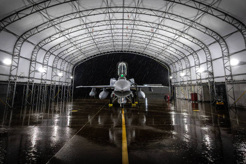 要巴林37架F-16V戰機都好好的 美供售4.45億美元後勤維護撐腰