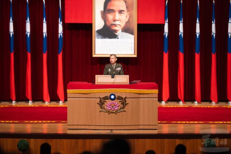 借貸、宮廟、退軍…憲兵指揮官鄭禎祥盤點中共動搖國軍管道